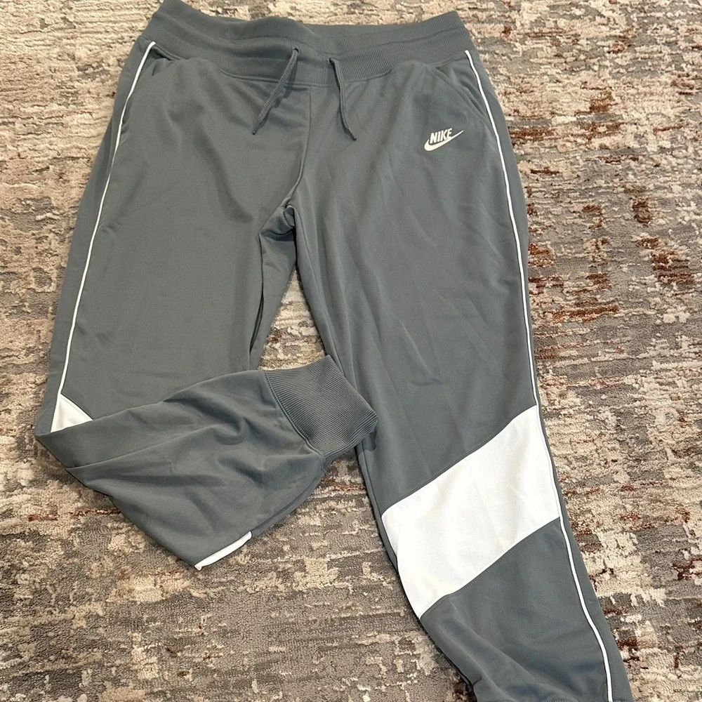 Nike Women's Gray and White Track Pants